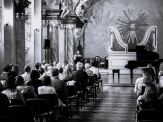Zdjęcie z koncertu w sali Oratorium Marianum we Wrocławiu